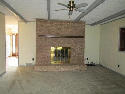 3rd image of 94 Meadow Lark Dr