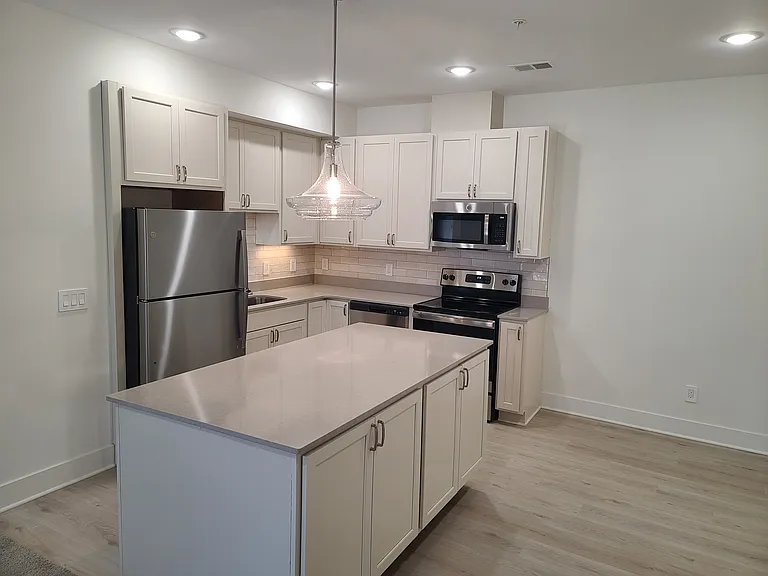 Zephyr Place — Photo 30
