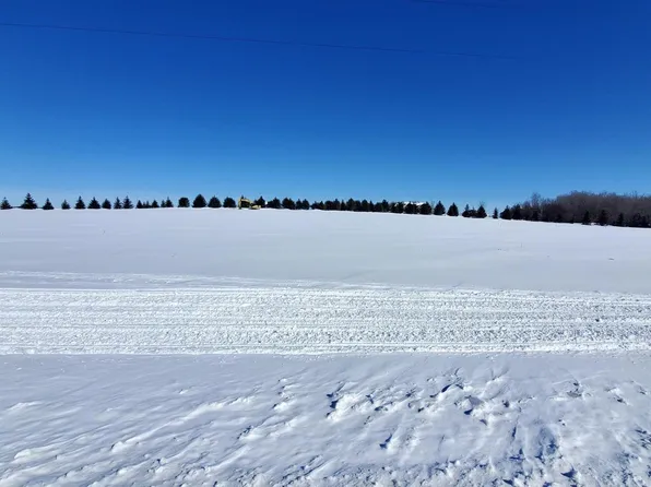 Roseville Rd NE, Paynesville, MN 56362