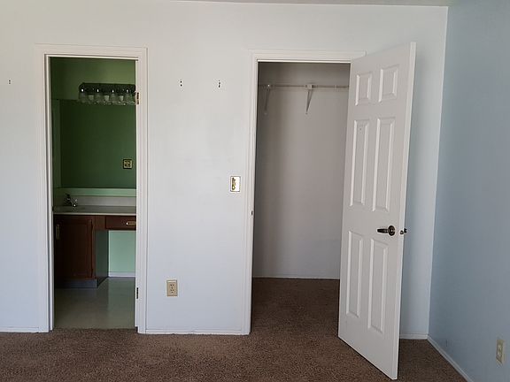 walk in closet/master vanity