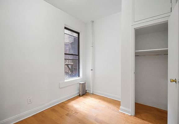 4th image of 1722 Amsterdam Ave #3RE