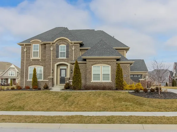 5654 Oakmont Blvd, Bargersville, IN 46106