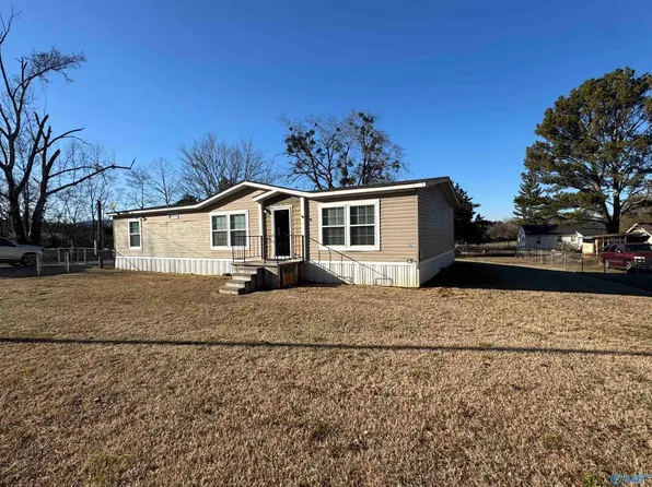 203 Vann Rd, Owens Cross Roads, AL 35763