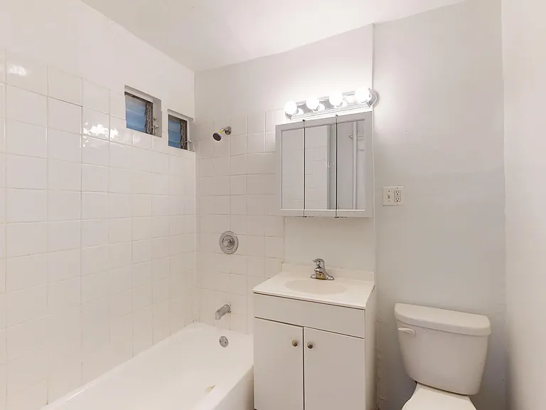 5401-5403 S. Woodlawn Avenue — Photo 88