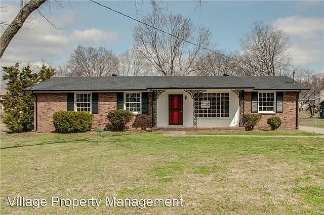 1st image of 147 Oak Park Dr