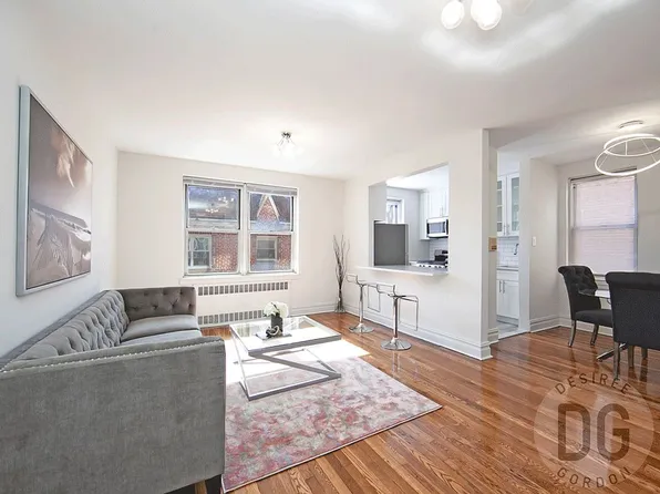 36 Dahill Rd #3A, Brooklyn, NY 11218