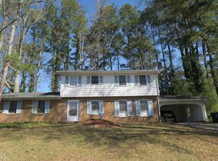 2755 Dodson Lee Dr, East Pt, GA 30344