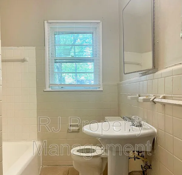 732 S Greer St — Photo 10