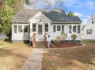 607 11th St SW, Austin, MN 55912