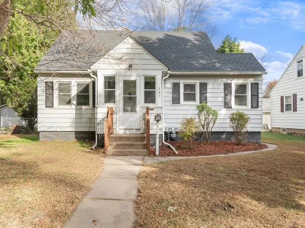 607 11th St SW, Austin, MN 55912