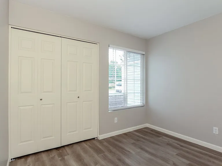 5526 W Garden Dr — Photo 13