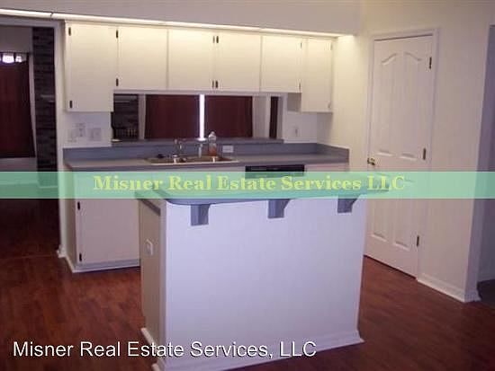 2nd image of 6805 NW 36th Dr