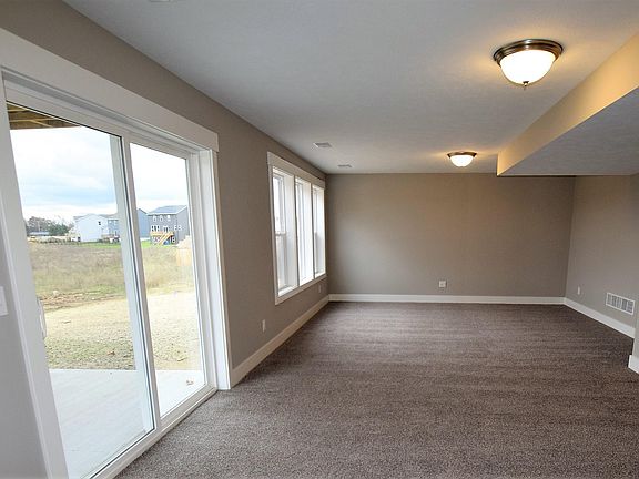 2nd image of 6596 Alward Dr