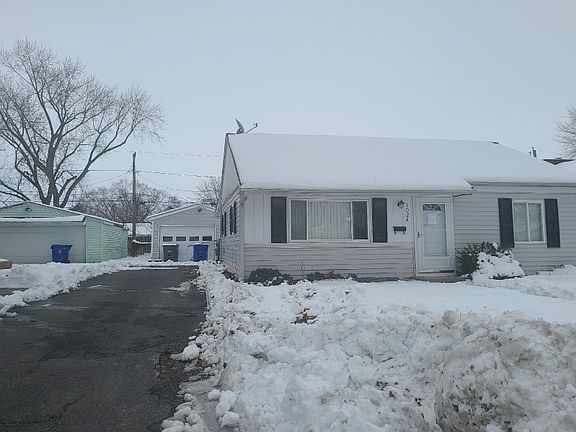 3rd image of 1024 N Korby St