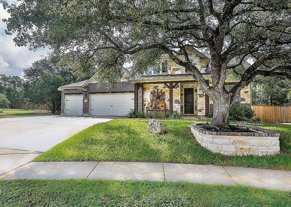 Stone, Front Porch, Oaks