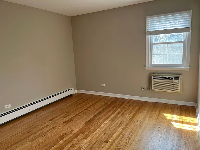2620 Central St — Photo 17