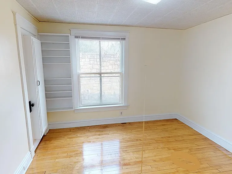 3344 Wyandotte St — Photo 13