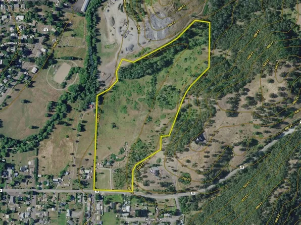 1171 NE Division St, Myrtle Creek, OR 97457