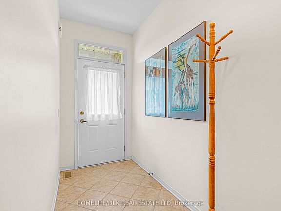 4th image of 5 Susanna Ln