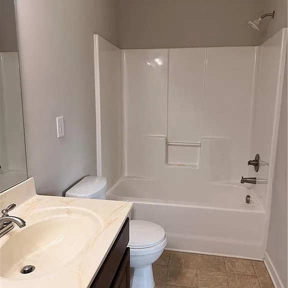 559 Madison Park Dr — Photo 39