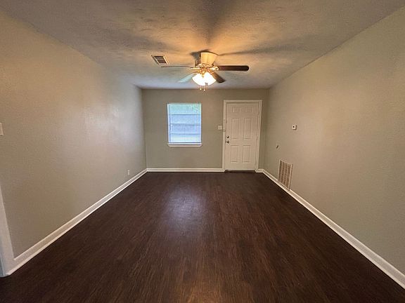 2nd image of 1406 Appomattox Dr