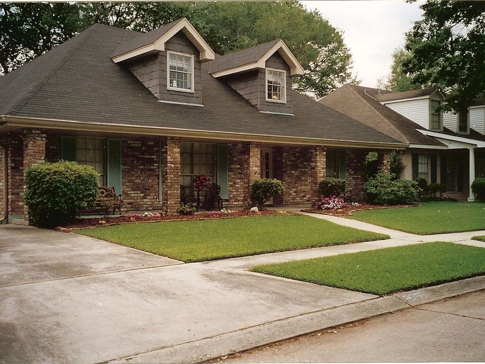 1st image of 2935 Danbury Dr