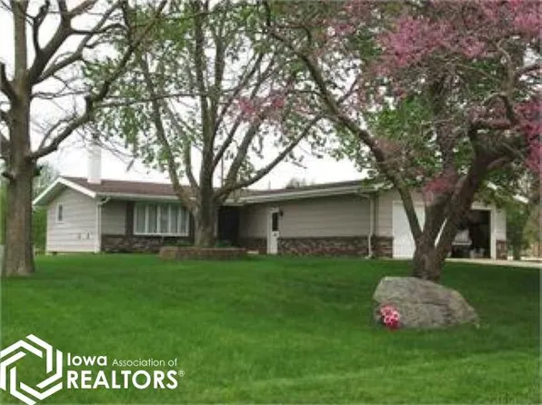 101 Elizabeth St W, Grand Junction, IA 50107