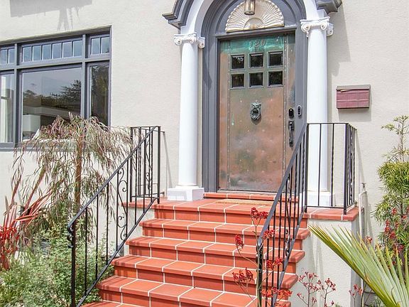 4th image of 120 Merced Ave