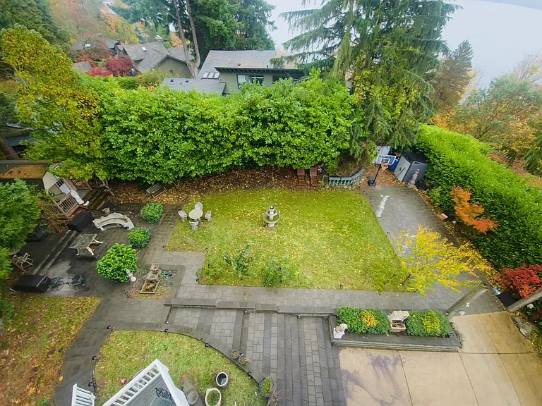 10200 47th Ave SW — Photo 22