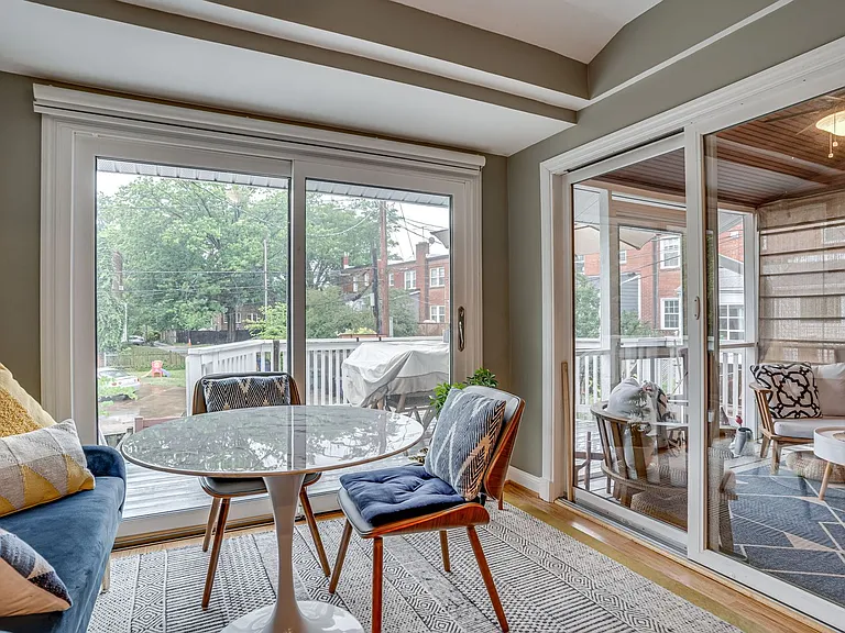 3 E Linden St — Photo 12