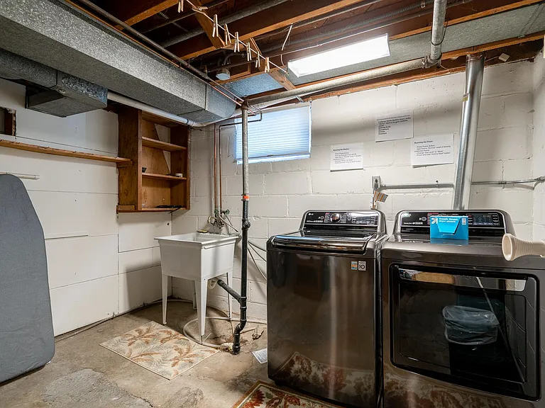 4405 Beard Ave N — Photo 30