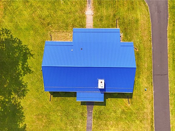 4th image of 374 Breesport Rd