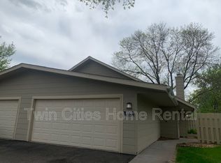 2230 Mayfair Rd, Golden Valley, MN 55427