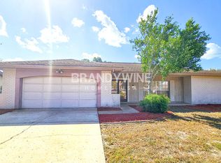 8516 Seeley Ln, Hudson, FL 34667