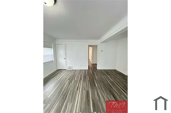 Building Photo - 18103 Harvard Ave #1