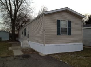 39 Ponderosa Trl N, Belleville, MI 48111