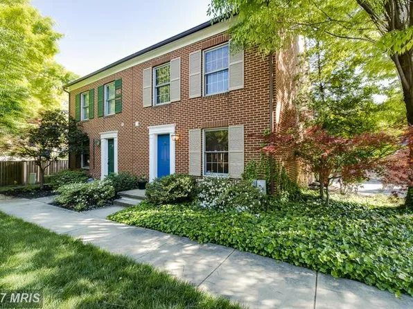 221 W Hill St, Baltimore, MD 21230