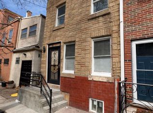 335 Greenwich St, Philadelphia, PA 19147