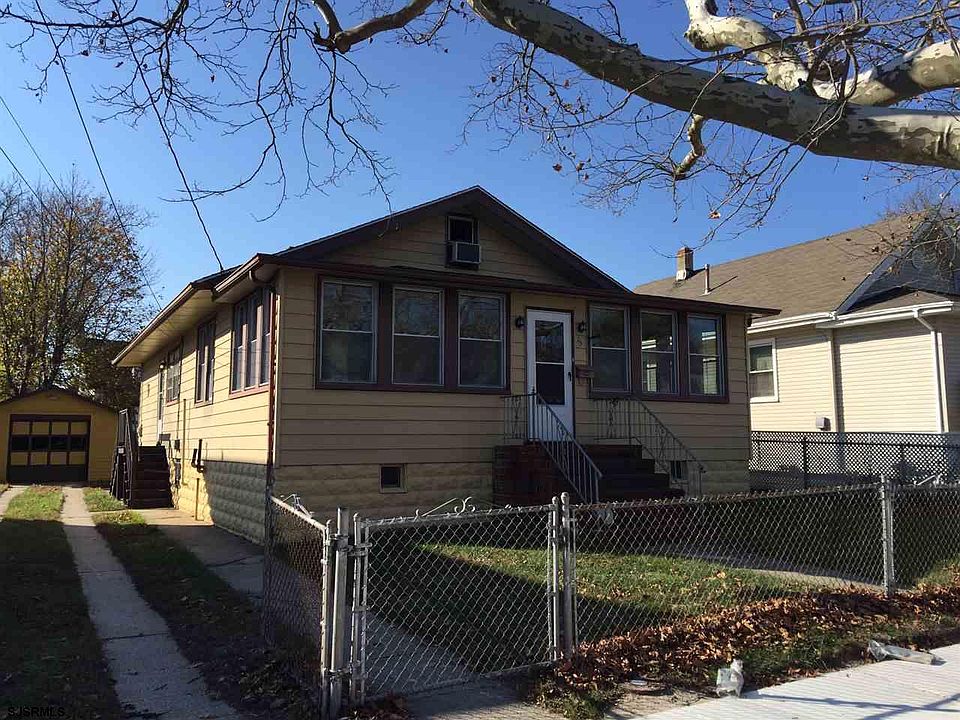 2nd image of 25 E Park Ave