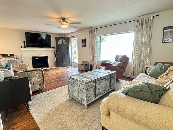 2nd image of 45 Cornell Dr