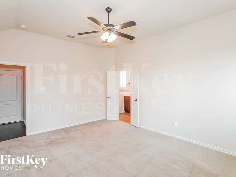 1629 Signature Dr — Photo 8
