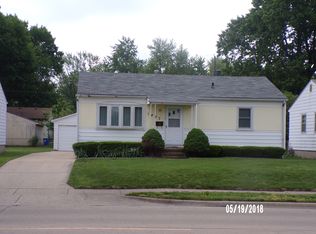 1427 W Division St, Decatur, IL 62526