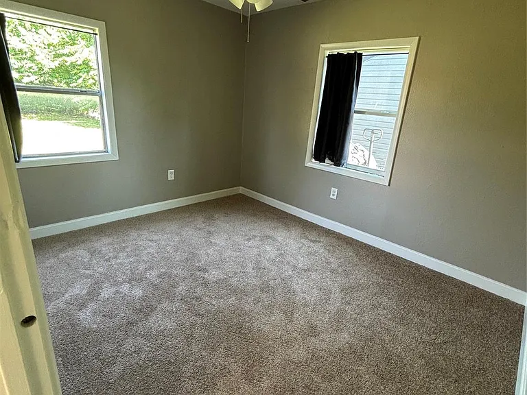 1503 Teanaway Ln — Photo 9