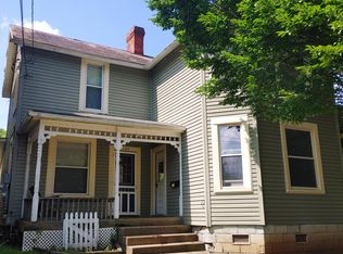 105 Oakwood Ave, Marietta, OH 45750