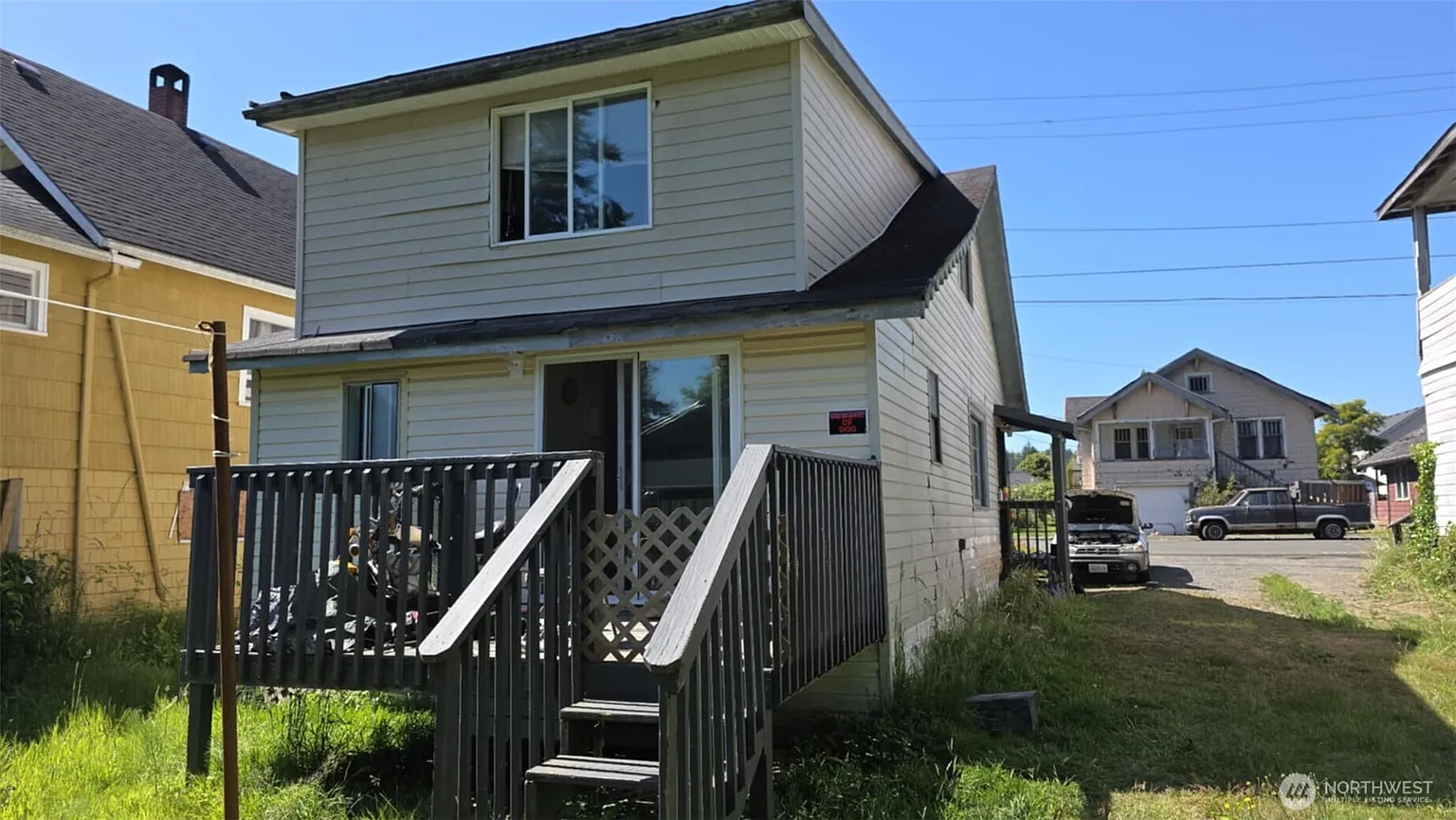 1115 E Market Street photo 1