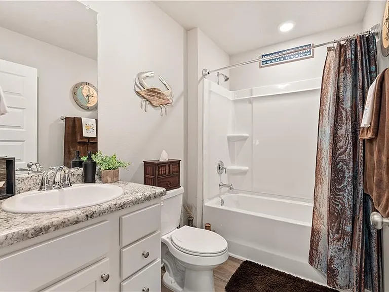 6028 Creek Side Trl — Photo 20