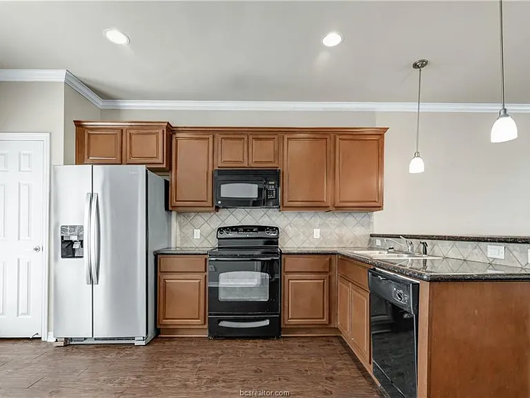 1198 Jones Butler Rd #204 — Photo 8