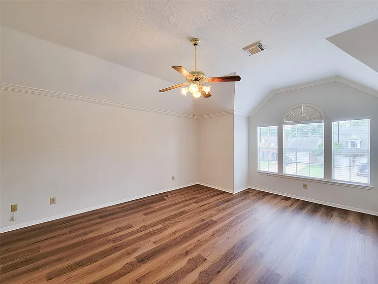 17403 Canyon Knoll Dr — Photo 24