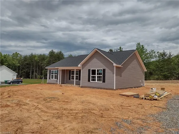 237 Kenlon Ct, Madison, NC 27025