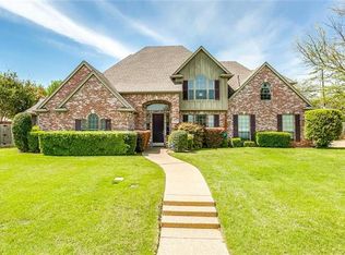 1102 Canton Rd, Cleburne, TX 76033